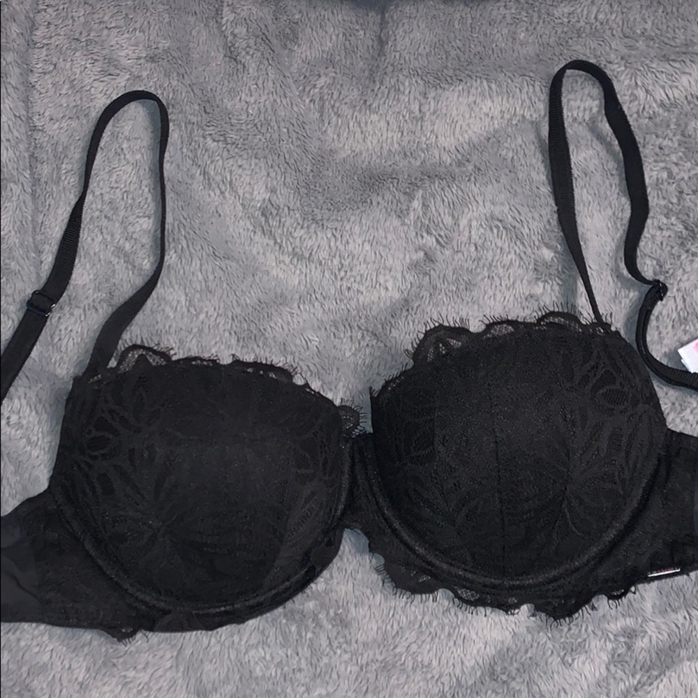 Lace PINK black bra